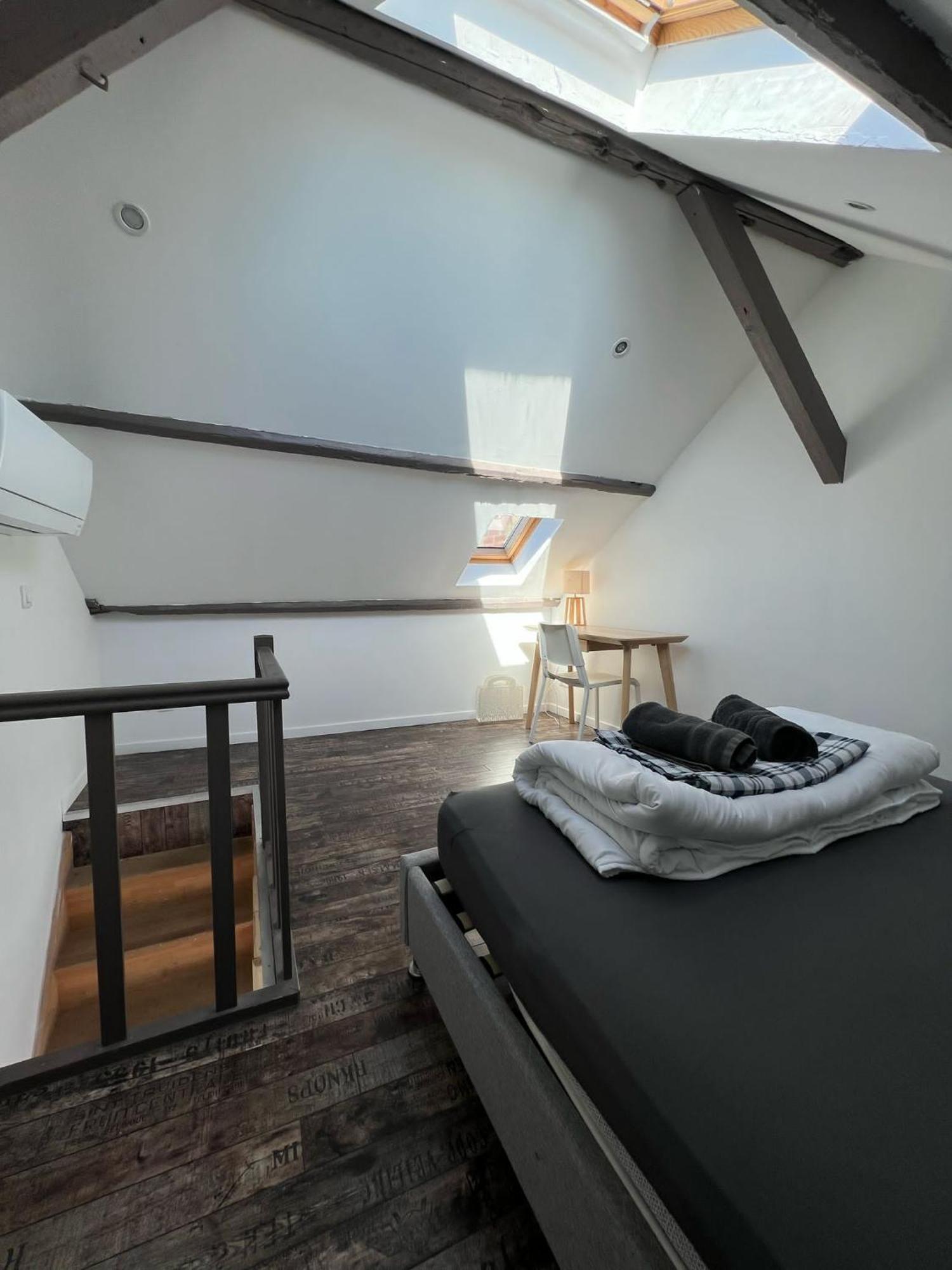 Guibert 19 F2 Duplex Apartment Caudebec-les-Elbeuf Exterior foto